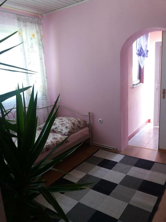 Apartment Tunel Hrušica Eksteriør bilde