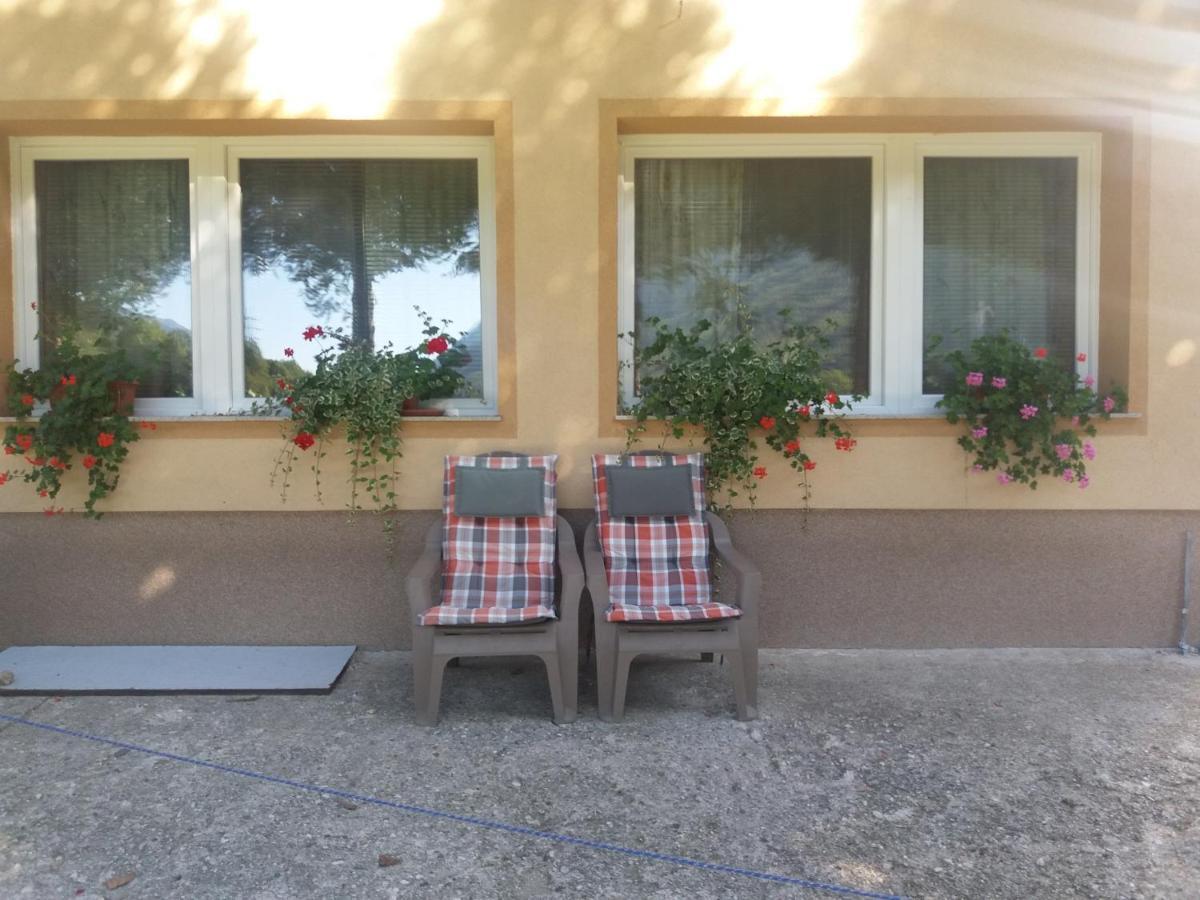 Apartment Tunel Hrušica Eksteriør bilde
